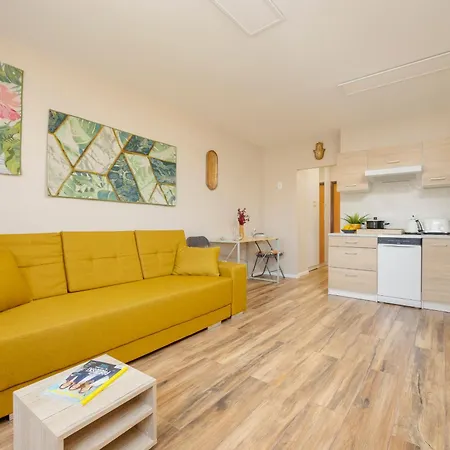 Apartment Zoliborz Modern 8th Floor By Renters *