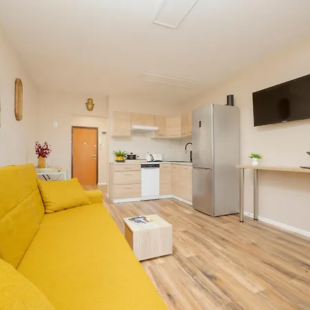 Apartment Zoliborz Modern 8th Floor By Renters Warsaw